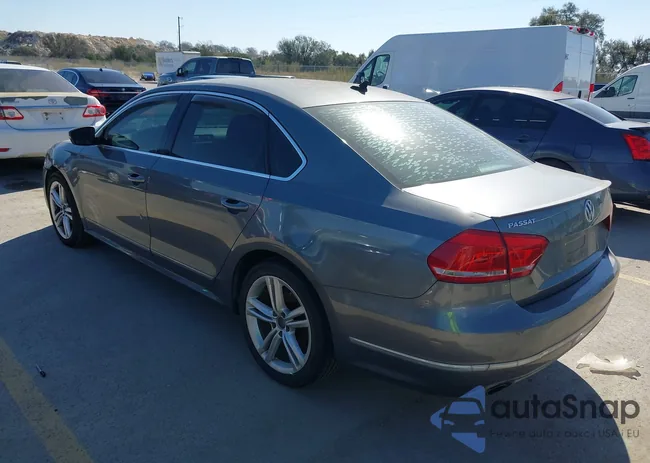 1VWCS7A30EC062946: 44496331