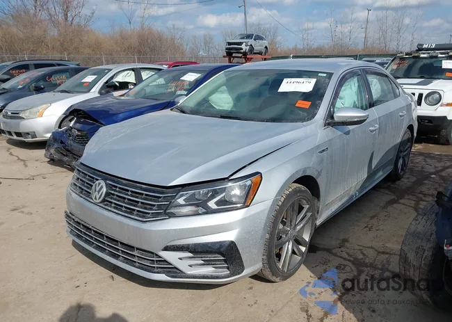 1VWDT7A36HC017886: 44496479