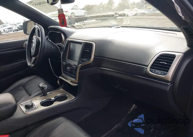 1C4RJFBG3EC140230: 44496557