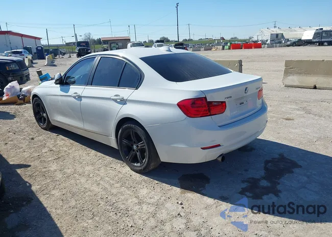 WBA3C3G50FNS74542: 44496561