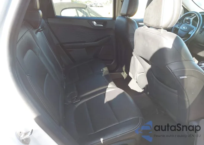 1FMCU0BZ1LUC37912: 44496578