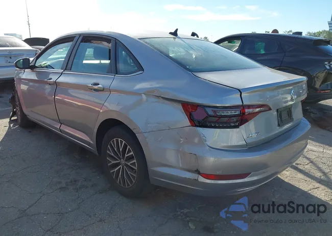 3VWC57BU2MM102889: 44496605