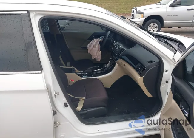 1HGCR2F30GA120791: 44496671