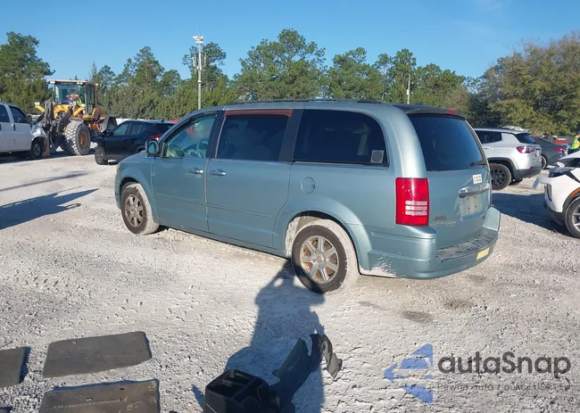 2A8HR54P78R781607: 44497684