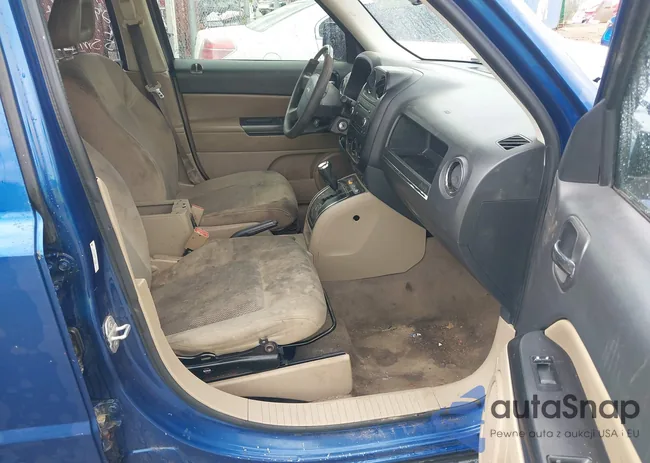 1J8FT28B09D141233: 44498064