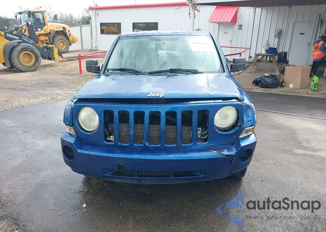 1J8FT28B09D141233: 44498064