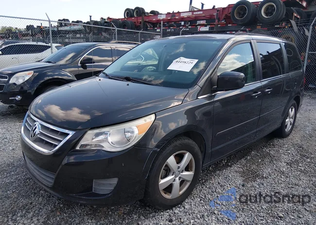 2V4RW3DG1BR669617: 44498229