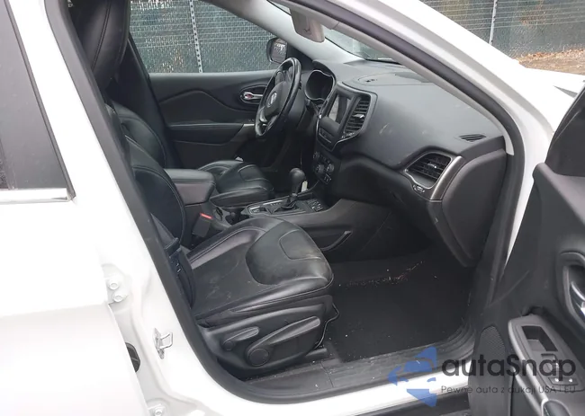 1C4PJLLB4LD535694: 44498245