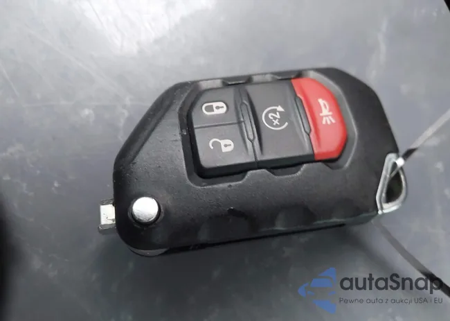 1C4HJXFG1JW292382: 44497274