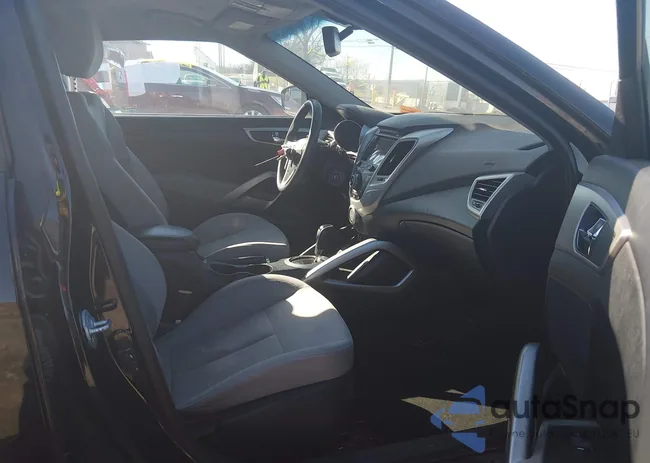 KMHTC6AD9EU206776: 44497334