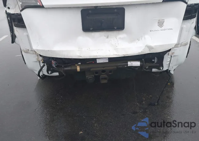 5YJYGDEE9MF118663: 44497408