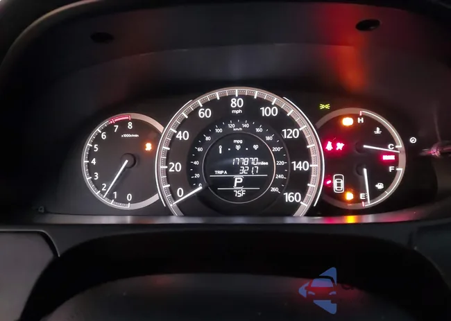 1HGCR2F82DA091334: 44497535