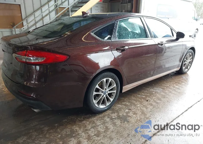 3FA6P0HD2KR127483: 44497563