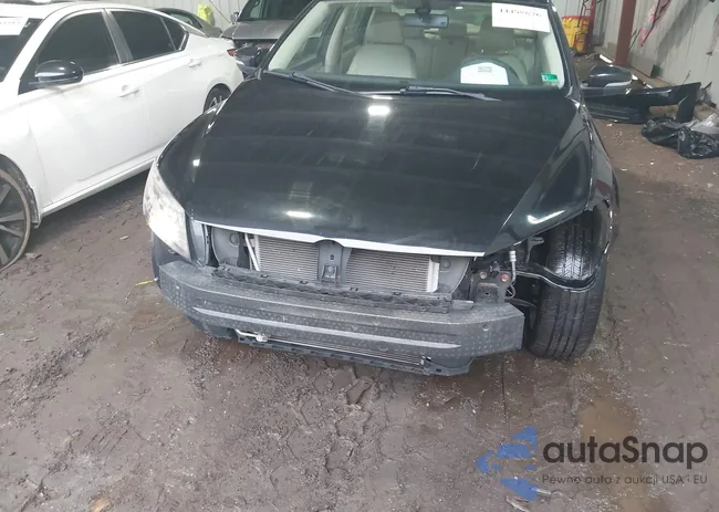 1VWBP7A39DC136070: 44498676