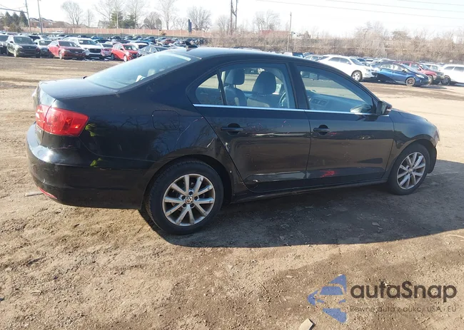 3VWDP7AJ1DM363677: 44498863