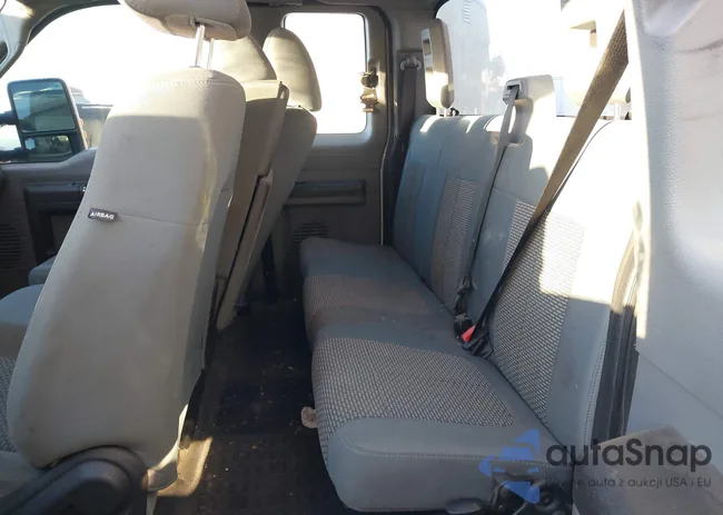 1FT7X2B6XCEC15500: 44498881