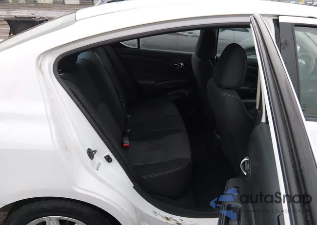 3N1CN7AP8KL832553: 44498890