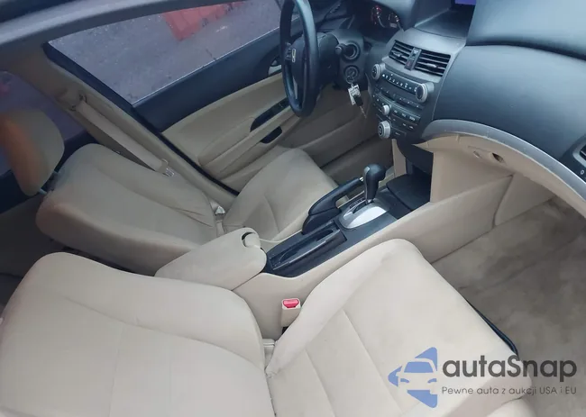 1HGCP2F43BA093660: 44498978