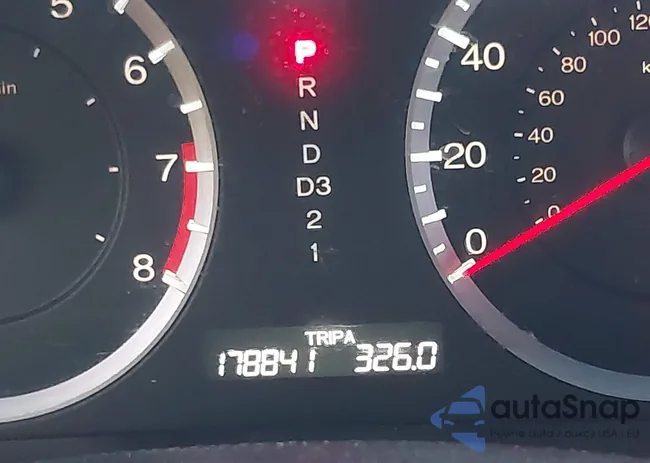 1HGCP2F43BA093660: 44498978