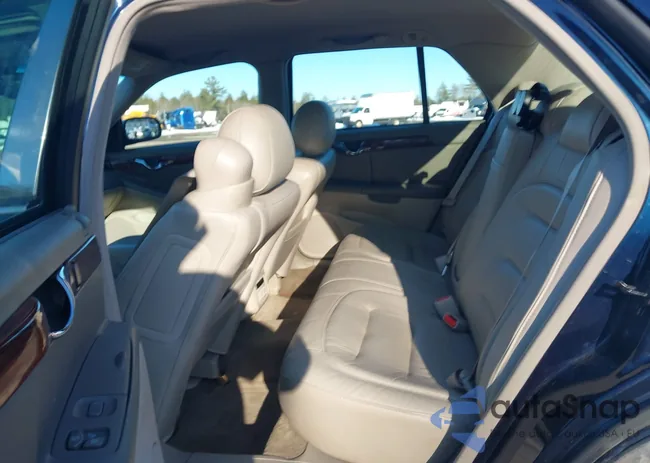 1G6KD54Y73U228264: 44499021