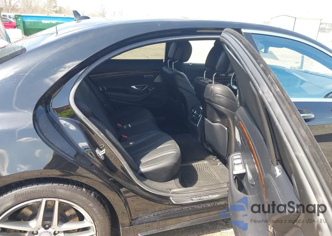 WDDUG8FB7FA079986: 44499047