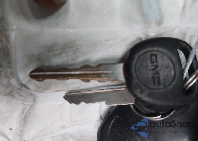 1GTEC19T62E208373: 44498291