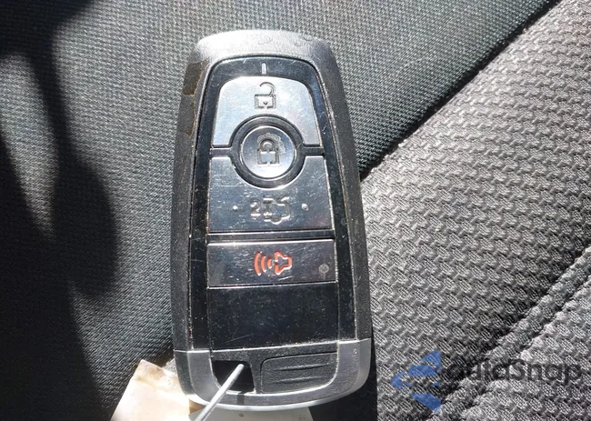 3FA6P0LU5JR274077: 44498357