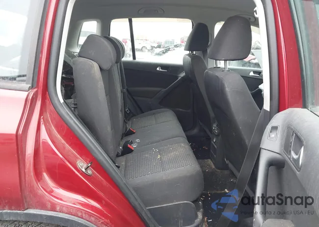 WVGAV7AX0AW002528: 44498369