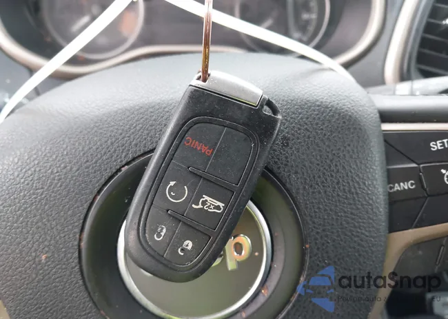 1C4PJMCS1EW260573: 44498405