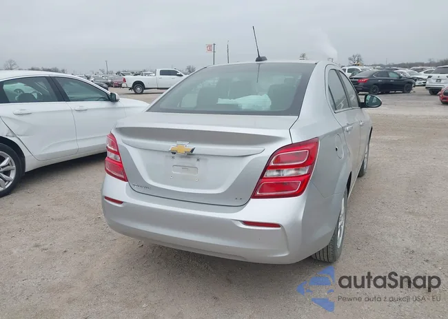 1G1JD5SH3J4103716: 44498478