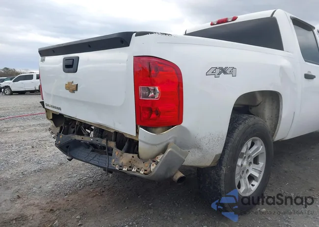 2GCEK13M871681592: 44498596