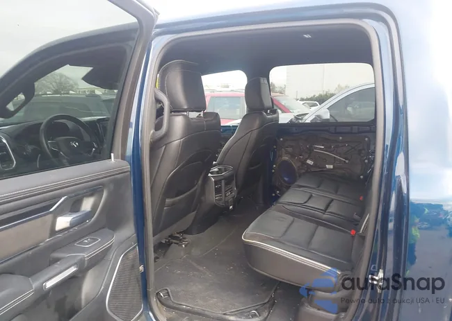 1C6SRFJT3RN108131: 44499734