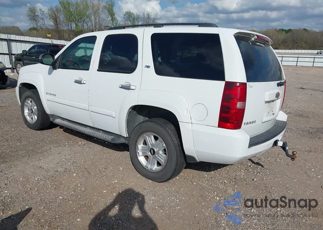 1GNFK13007R390228: 44499752