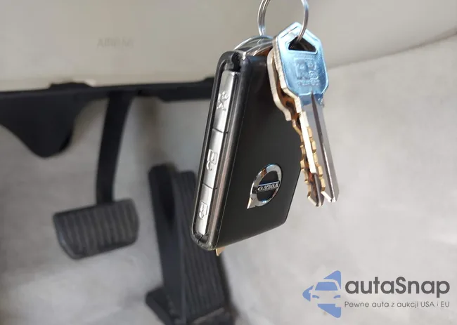 YV4A22PK3G1053262: 44499772