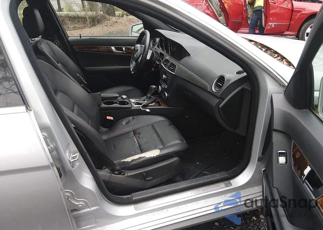 WDDGF8BB8CA618911: 44499800