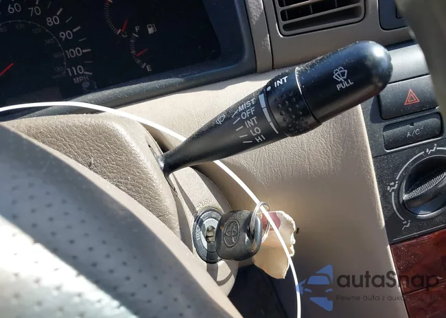 1NXBR32E18Z954992: 44500072