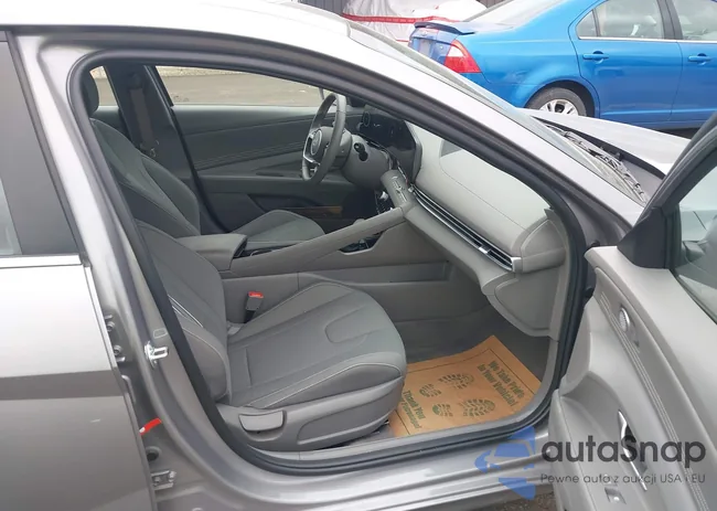 KMHLS4DG8SU034684: 44500121