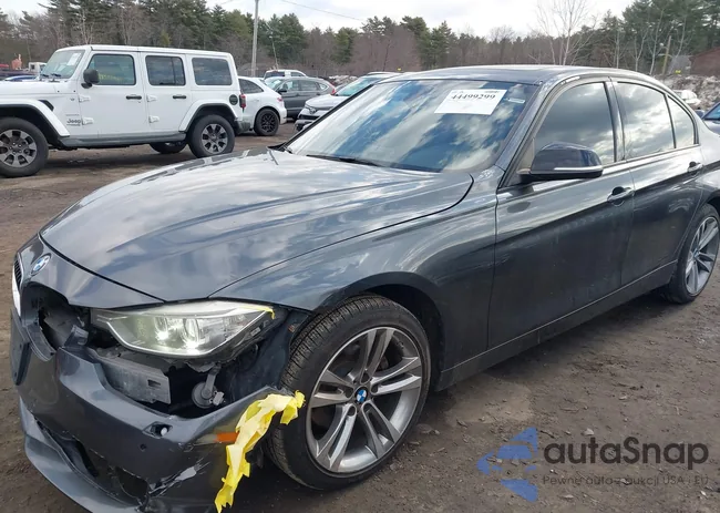 WBA3B5G54DNS05851: 44499299