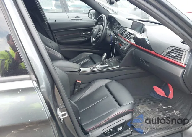 WBA3B5G54DNS05851: 44499299