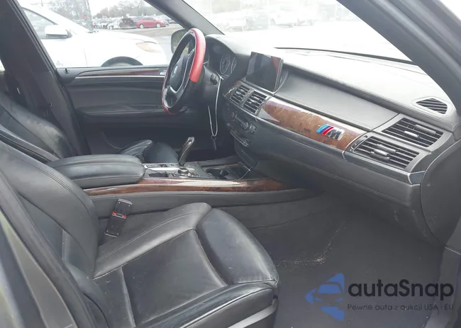 5UXFE8C52AL311235: 44499475