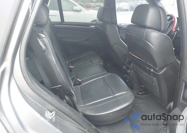 5UXFE8C52AL311235: 44499475