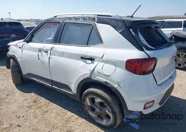 KMHRC8A32SU405709: 44499511