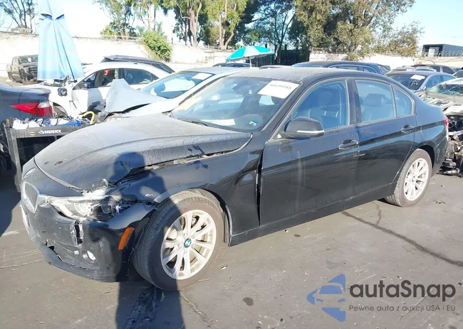 WBA8A9C53JK623353: 44499588