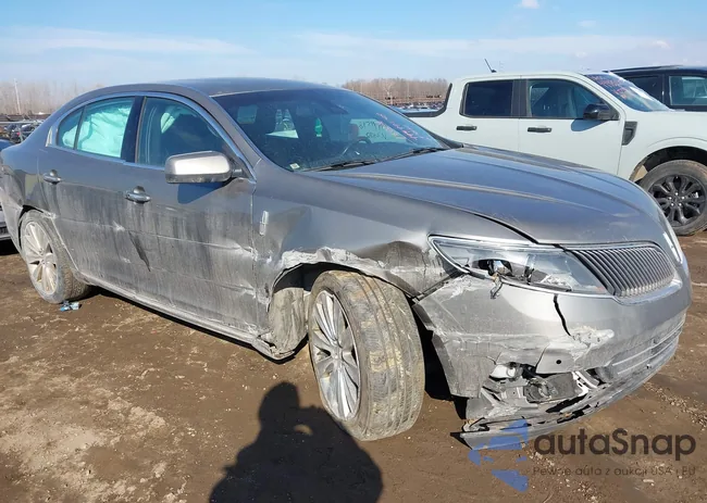 1LNHL9FT4FG606882: 44499598