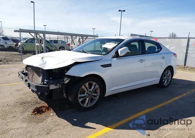 KNAGN4A77B5147437: 44500737