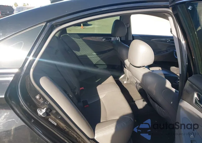 KMHEC4A48DA074879: 44500770