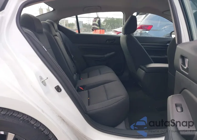 1N4BL4DV9SN389696: 44500771