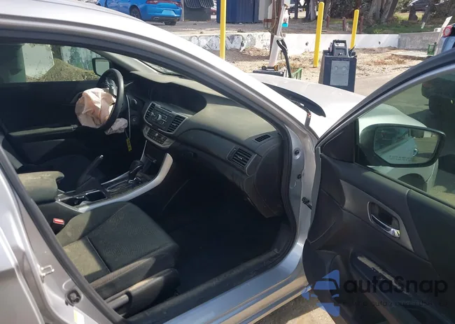 1HGCR2F33FA040982: 44500801