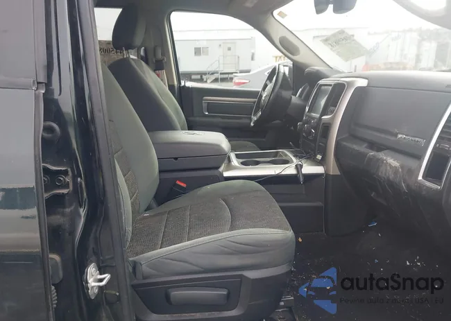 1C6RR7GT3GS276247: 44500818