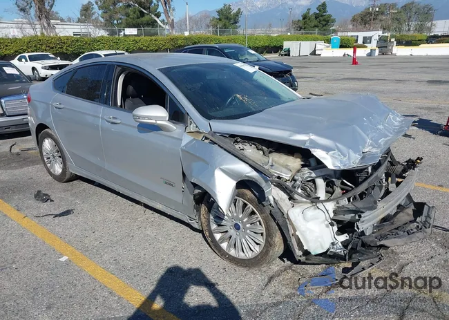 3FA6P0PU0GR304833: 44500822